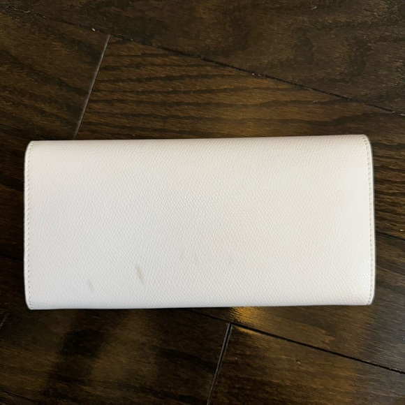 Fendi full size button wallet white grained leather - Picture 3 of 3